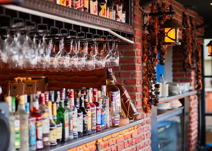 Отель Seven Dreams 4*